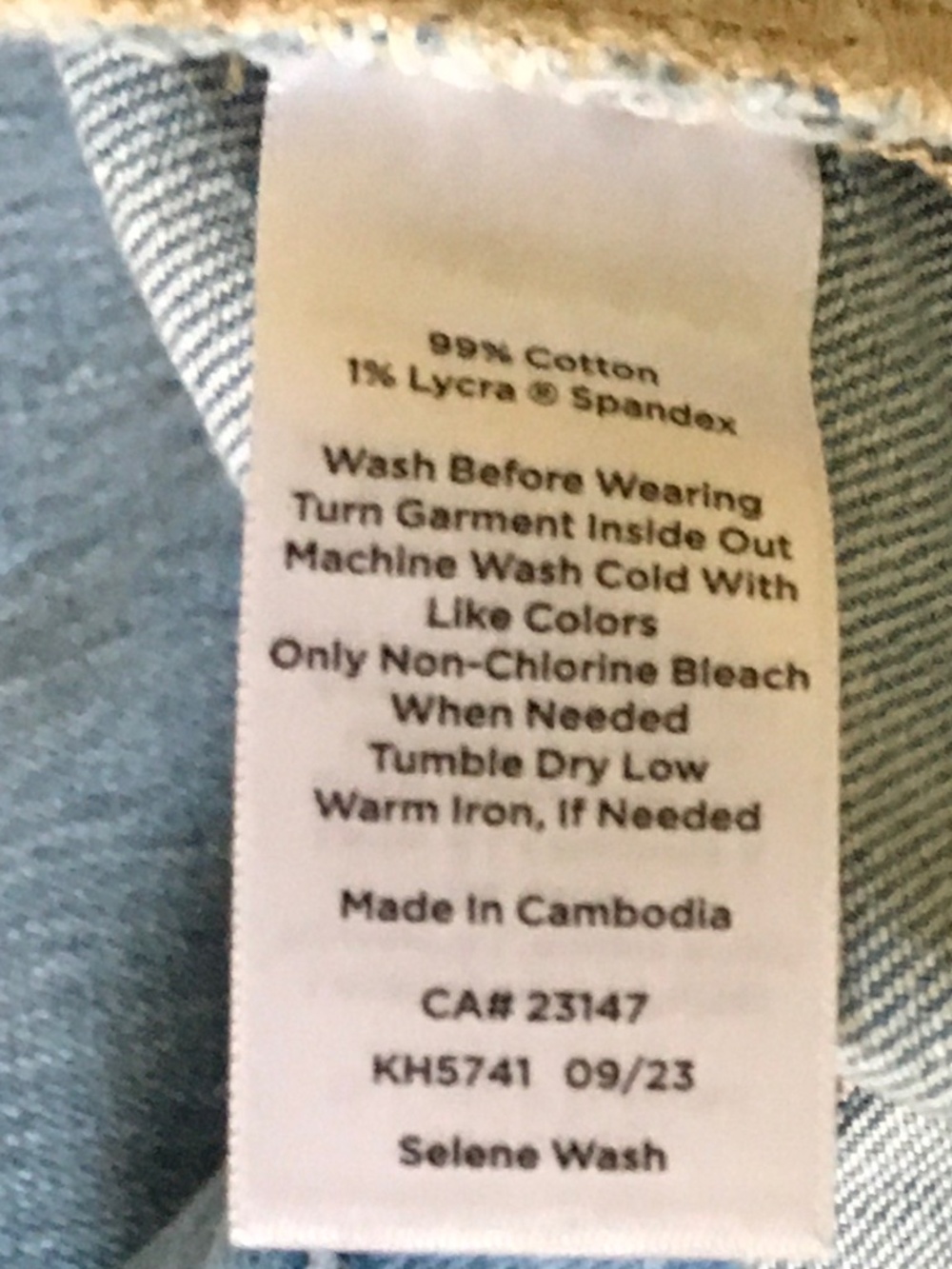 Talbots Everyday Relaxed Jean size 16 cotton Lycra light wash - Picture 4 of 5